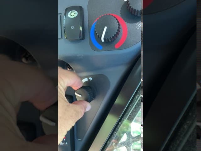 JD 333G Controls