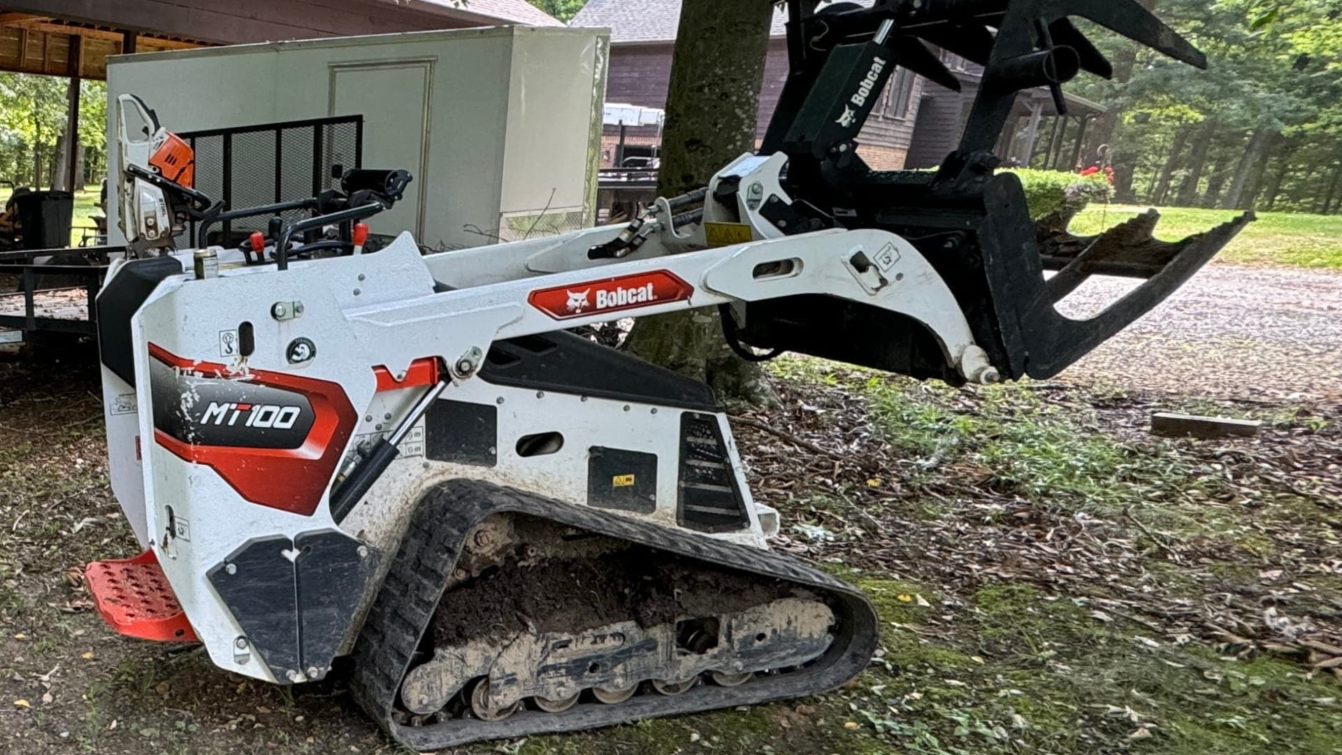 Bobcat MT100 Mini Track Loader